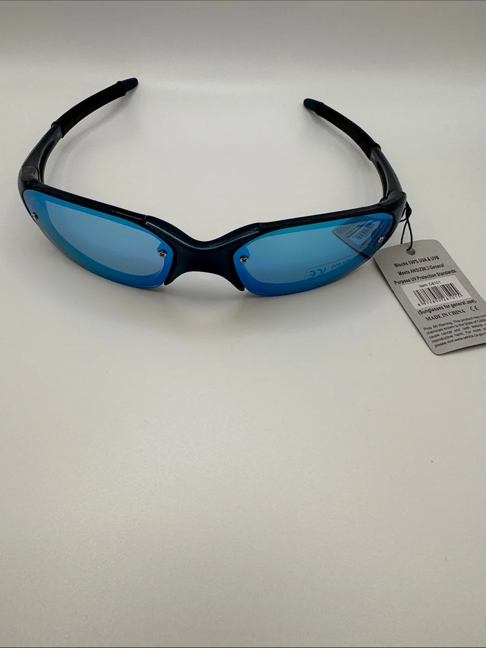 Sporty Blue Mirror Lens Sunglasses